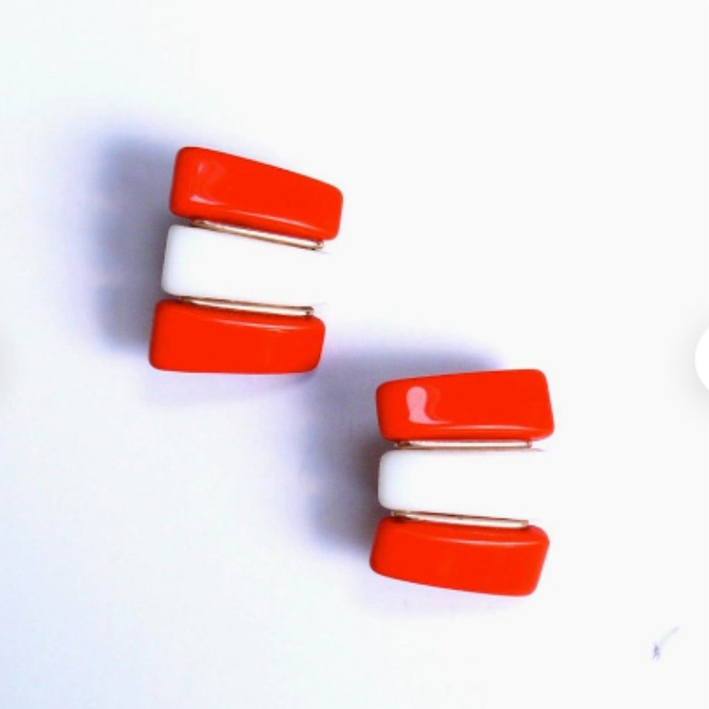VINTAGE Clip On Earrings